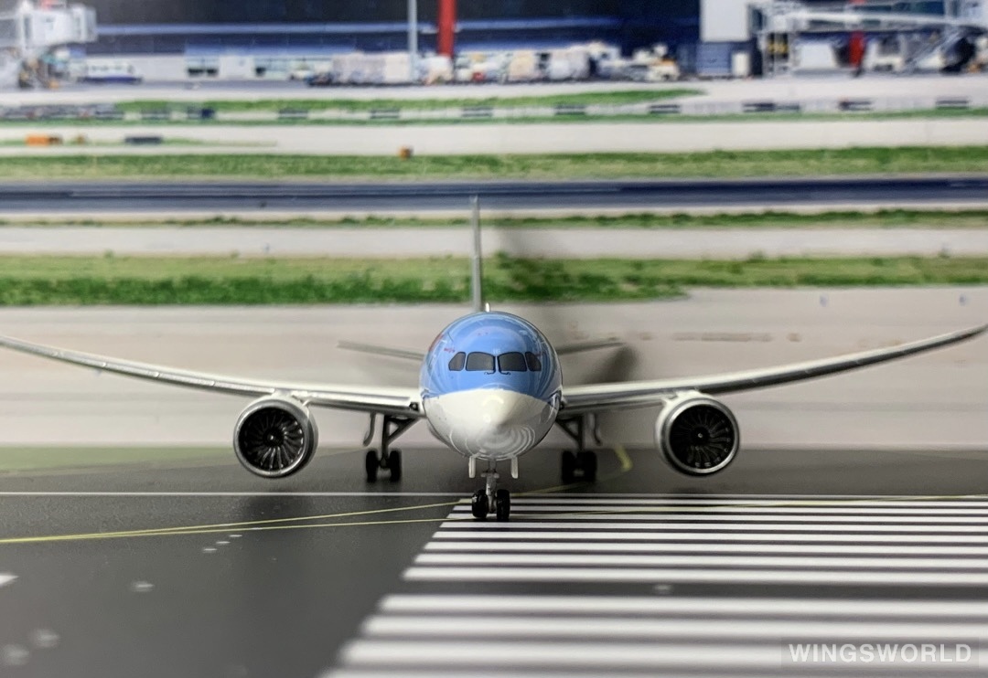 Phoenix 1:400 PH11116 TUI Airways 途易航空 Boeing 787-8 G-TUIE