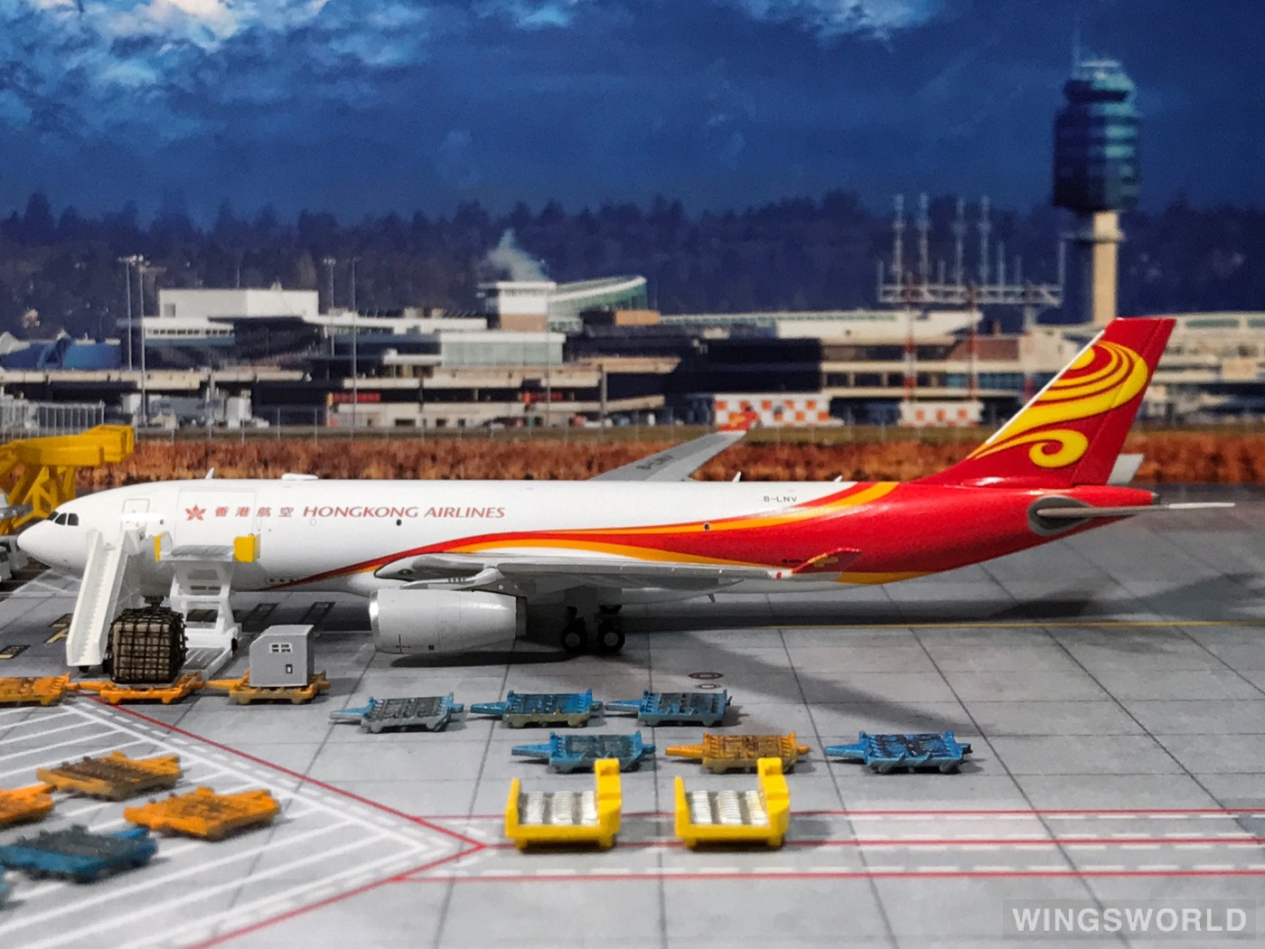 JC Wings 1:400 KD4675 Hong Kong Airlines 香港航空 Airbus A330-200 B-LNV