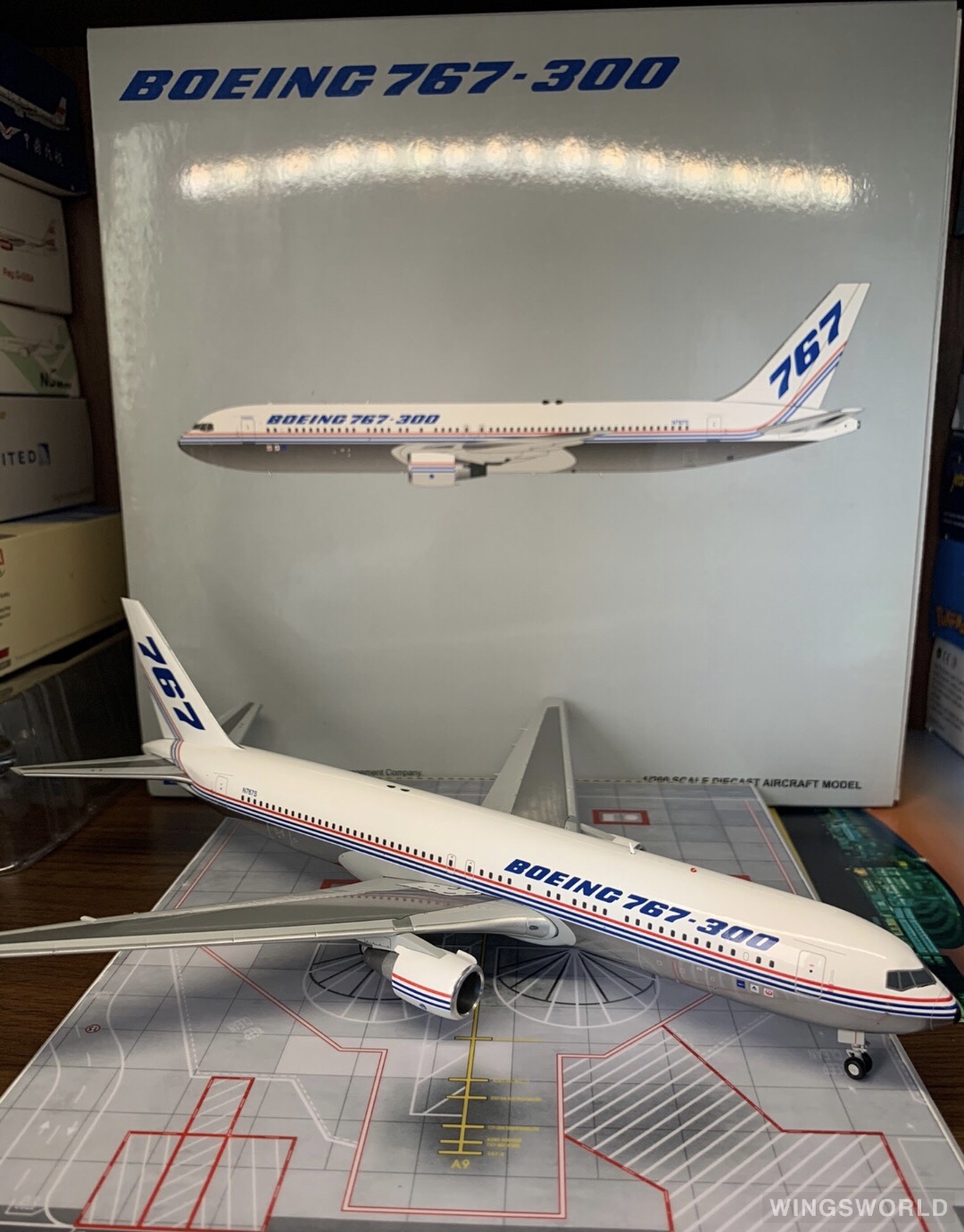 JC Wings 1:200 LH2111 Boeing 波音公司 Boeing 767-300 N767S