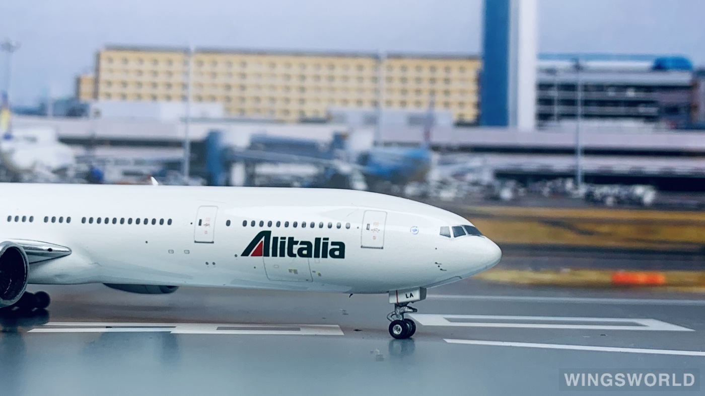 Phoenix 1:400 PH11399 Alitalia 意大利航空 Boeing 777-300 EI-WLA