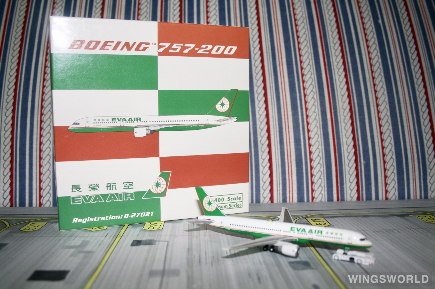 Phoenix 1:400 PH10514 EVA Air 长荣航空 Boeing 757-200 B-27021