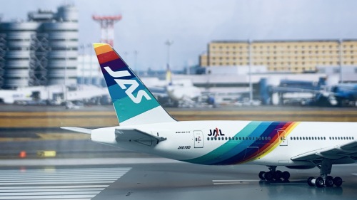 JAS 日本佳速航空 Boeing 777-200 JA010D  PH10235 Phoenix 1:400