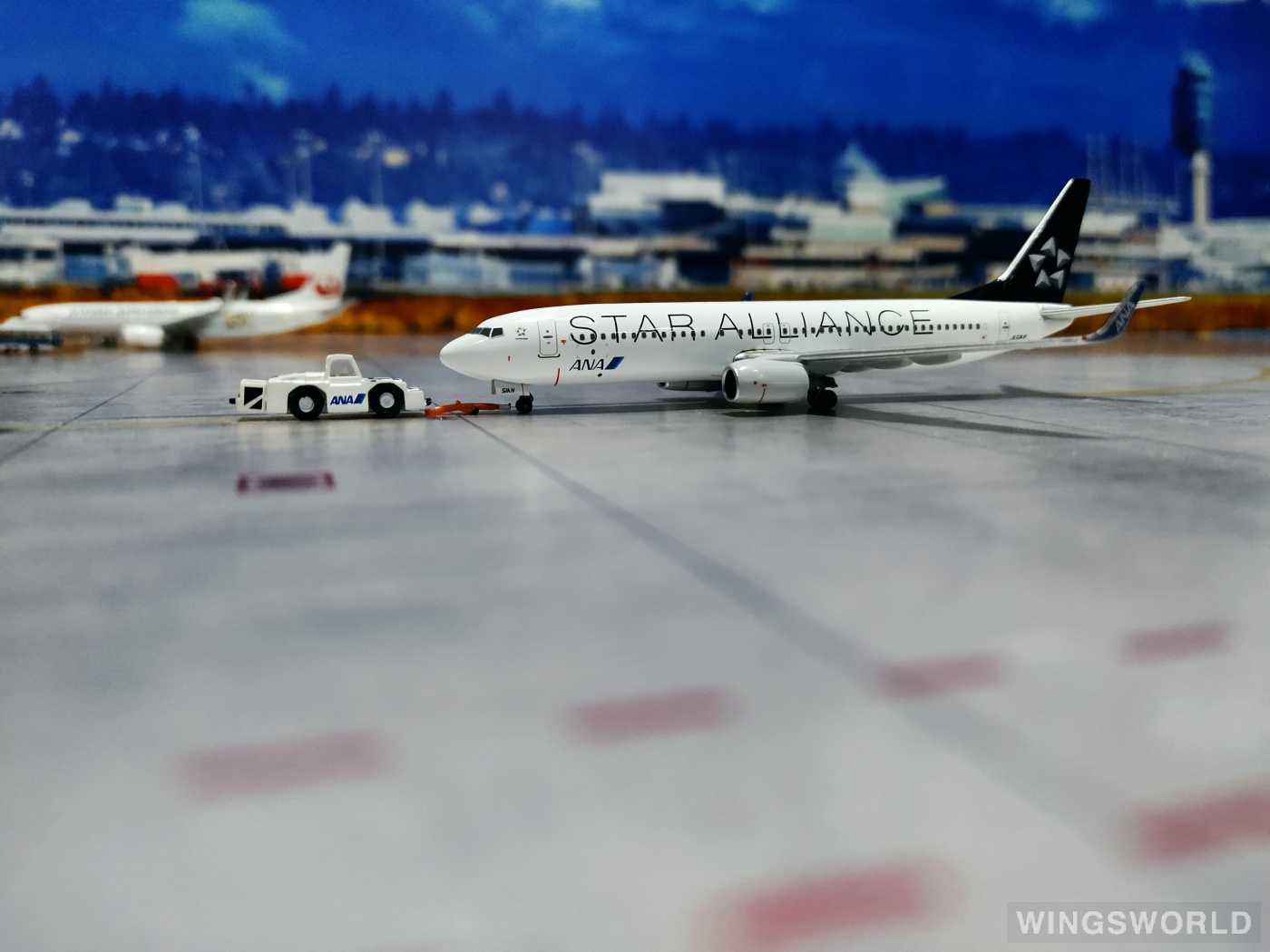 Apollo 1:400 A13069 ANA 全日空 Boeing 737-800 JA51AN