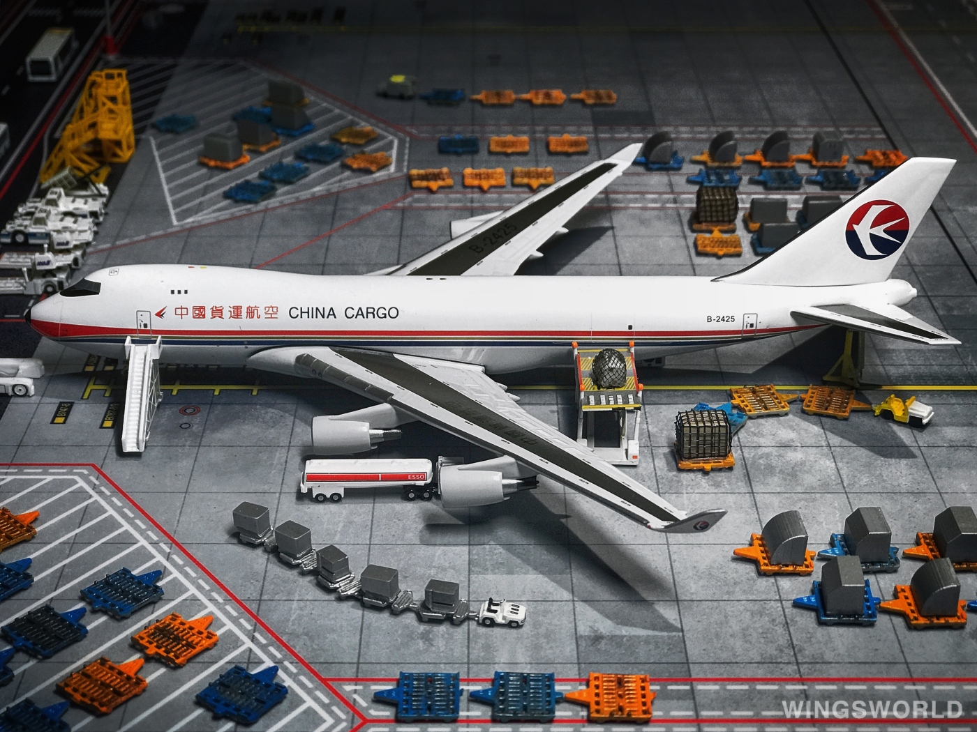AeroClassics 1:400 ACB2425 China Cargo Airlines 中国货运航空 Boeing 747-400 B-2425
