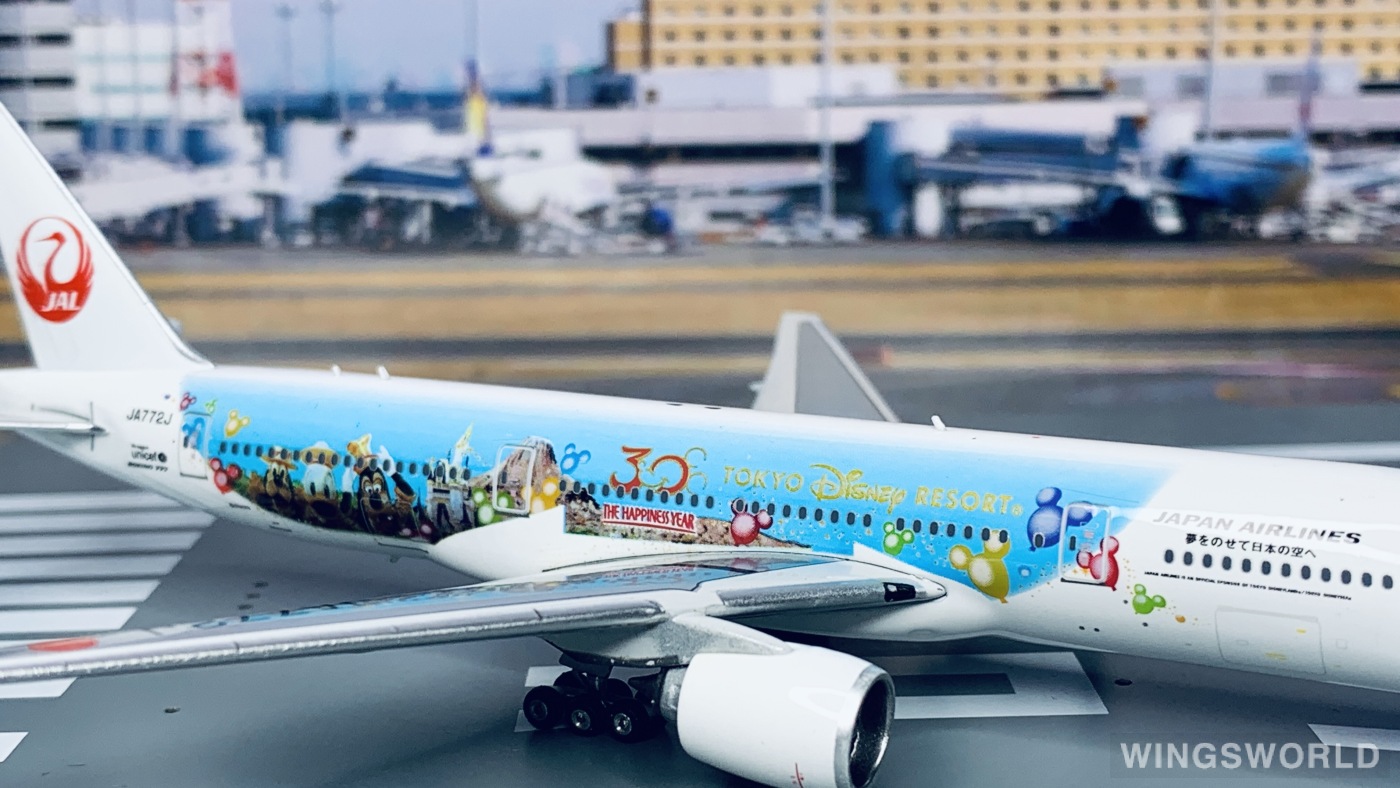 Phoenix 1:400 PH04023 Japan Airlines 日本航空 Boeing 777-200 JA772J