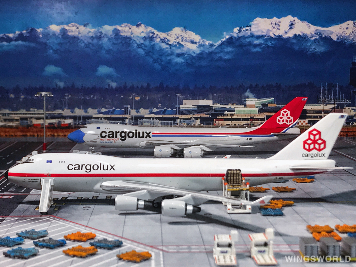 Phoenix 1:400 PH11637 Cargolux 卢森堡货运航空 Boeing 747-400 LX-NCL