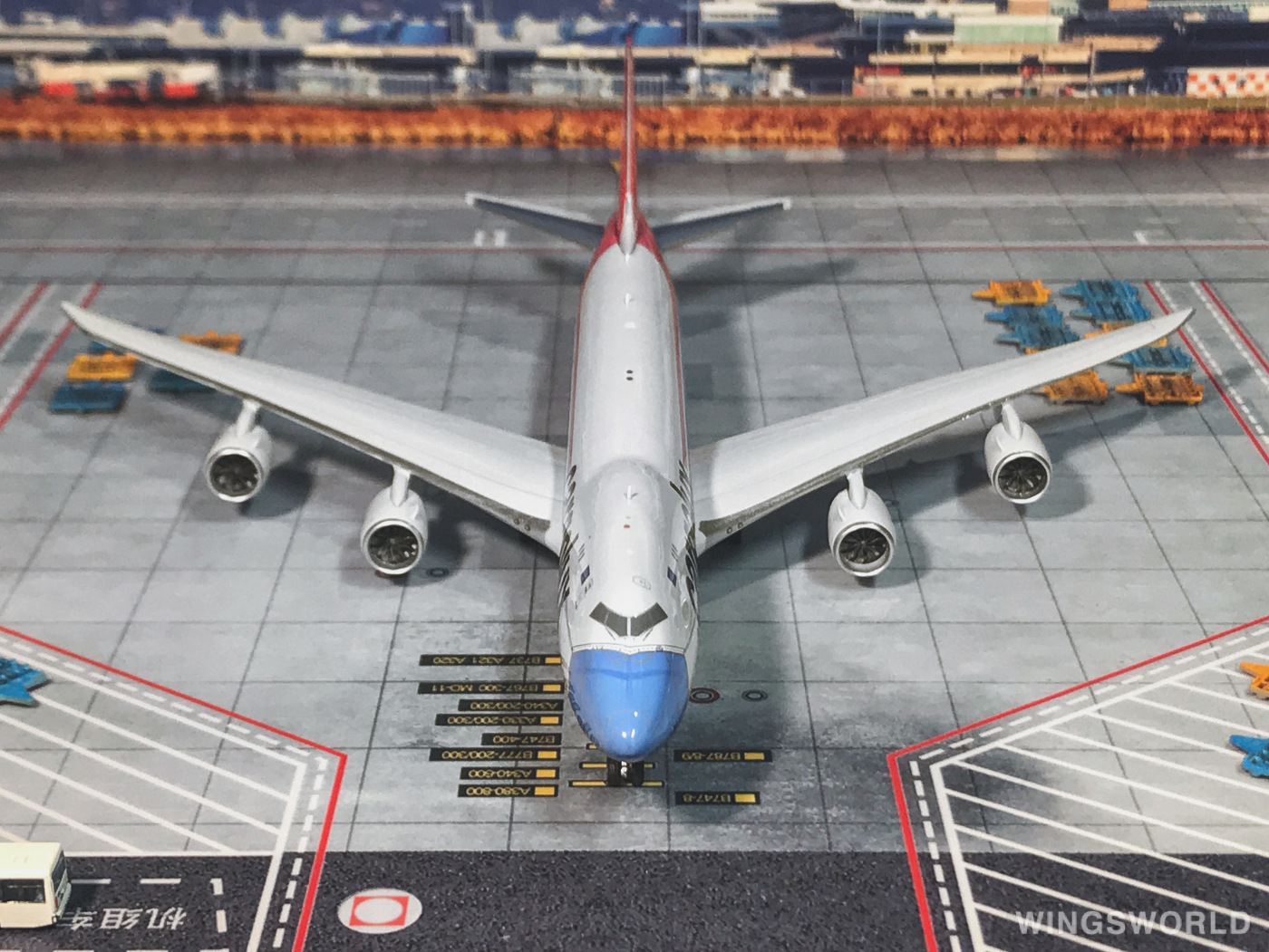 Phoenix 1:400 PH11638 Cargolux 卢森堡货运航空 Boeing 747-8F LX-VCF