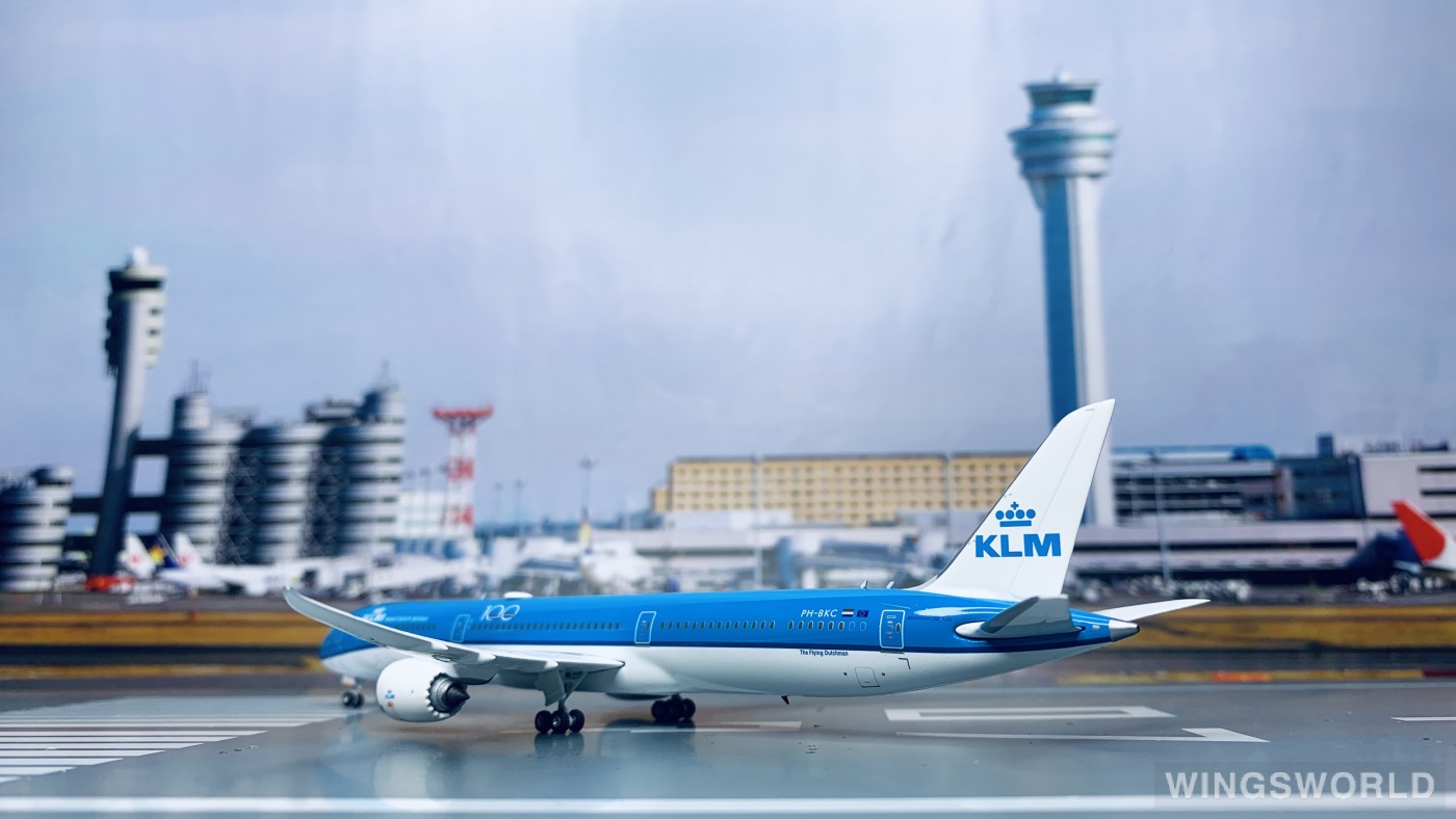 Phoenix 1:400 PH11643 KLM 荷兰皇家航空 Boeing 787-10 PH-BKC