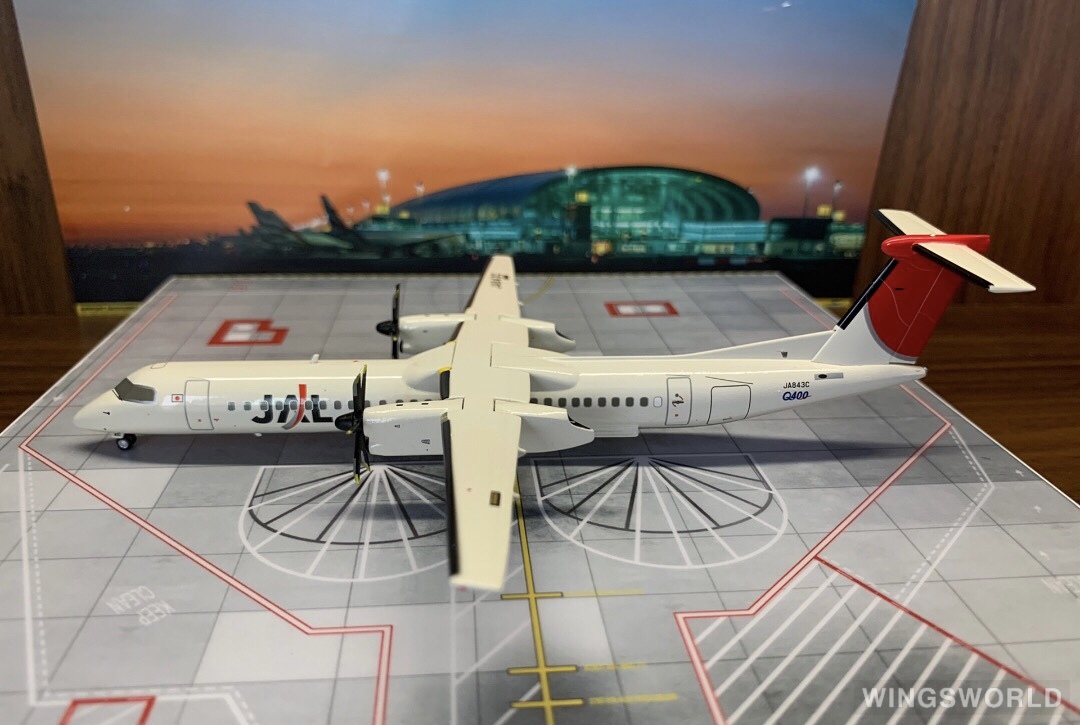 Hogan 1:200 HGJA843C Japan Airlines 日本航空 Bombardier Dash 8-400 JA843C