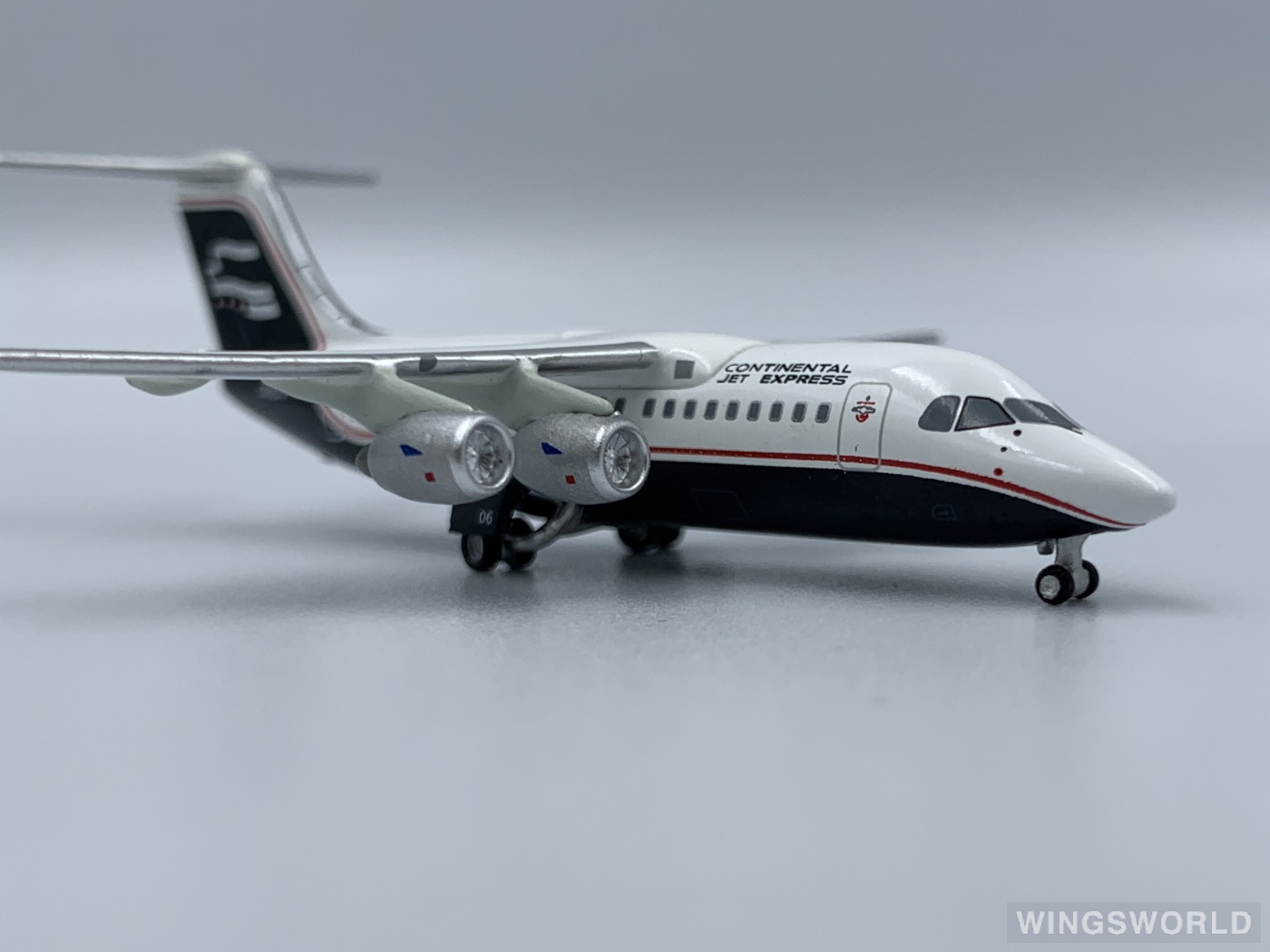 Jet-X 1:400 BAe 146 Continental Airlines 美国大陆航空JXM309 N406XV