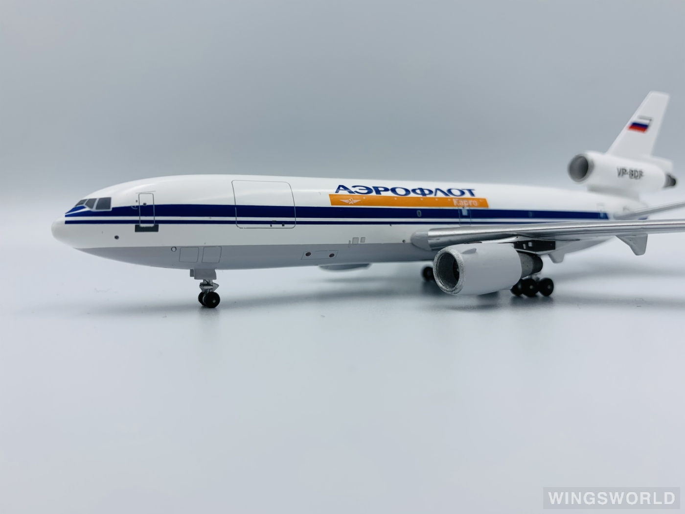 AeroClassics 1:400 AC4VPBDF Aeroflot 俄罗斯航空 McDonnell Douglas DC-10 VP-BDF