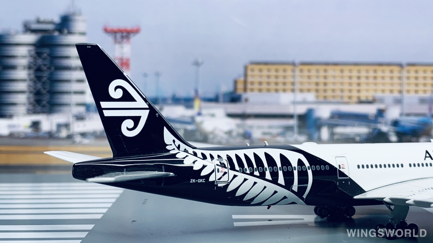 Phoenix 1:400 PH10937 Air New Zealand 新西兰航空 Boeing 777-200 ZK-OKC