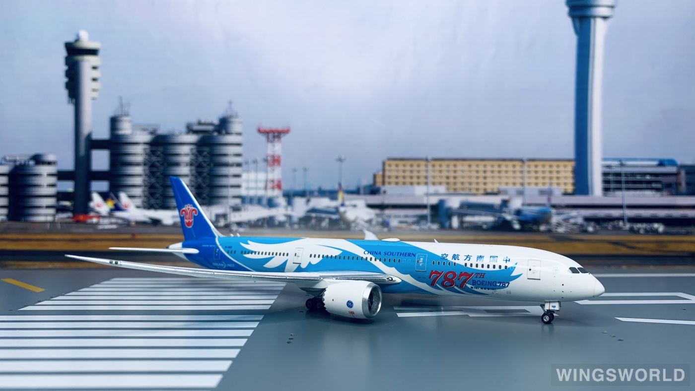 Phoenix 1:400 PH11510 China Southern 中国南方航空 Boeing 787-9 B-1168