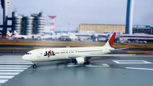 Phoenix 1:400 Boeing 767-300 Japan Airlines 日本航空PH10519 JA611J