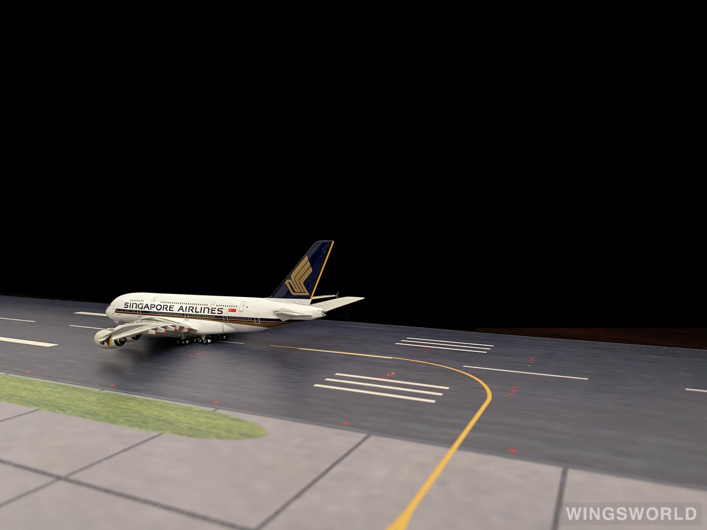 Phoenix 1:400 PH10185 Singapore Airlines 新加坡航空 Airbus A380-800 9V-SKA