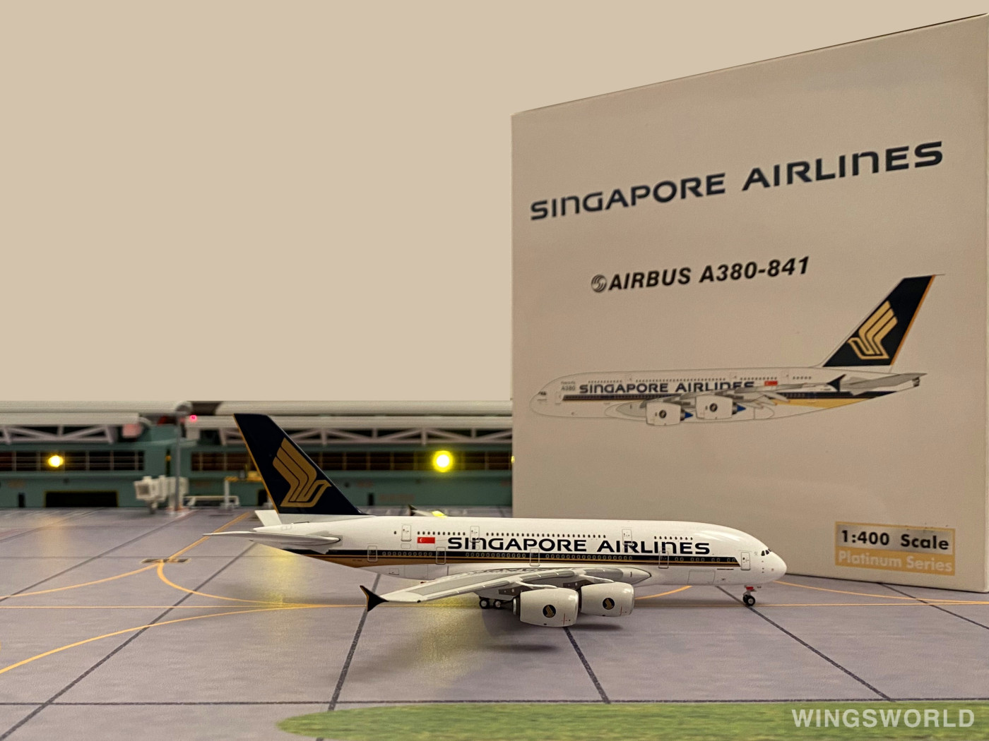 Phoenix 1:400 PH10185 Singapore Airlines 新加坡航空 Airbus A380-800 9V-SKA