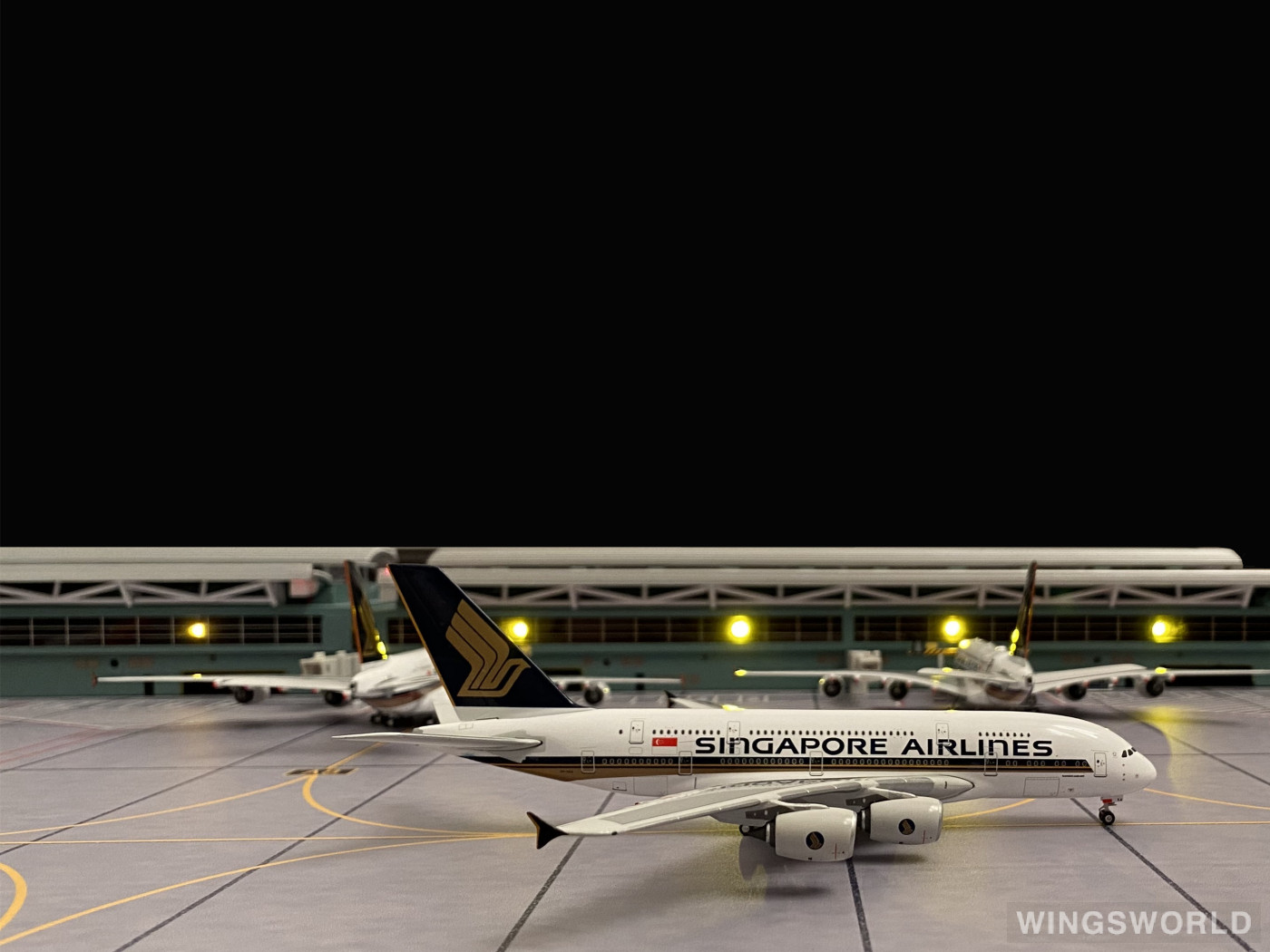 Phoenix 1:400 PH10185 Singapore Airlines 新加坡航空 Airbus A380-800 9V-SKA