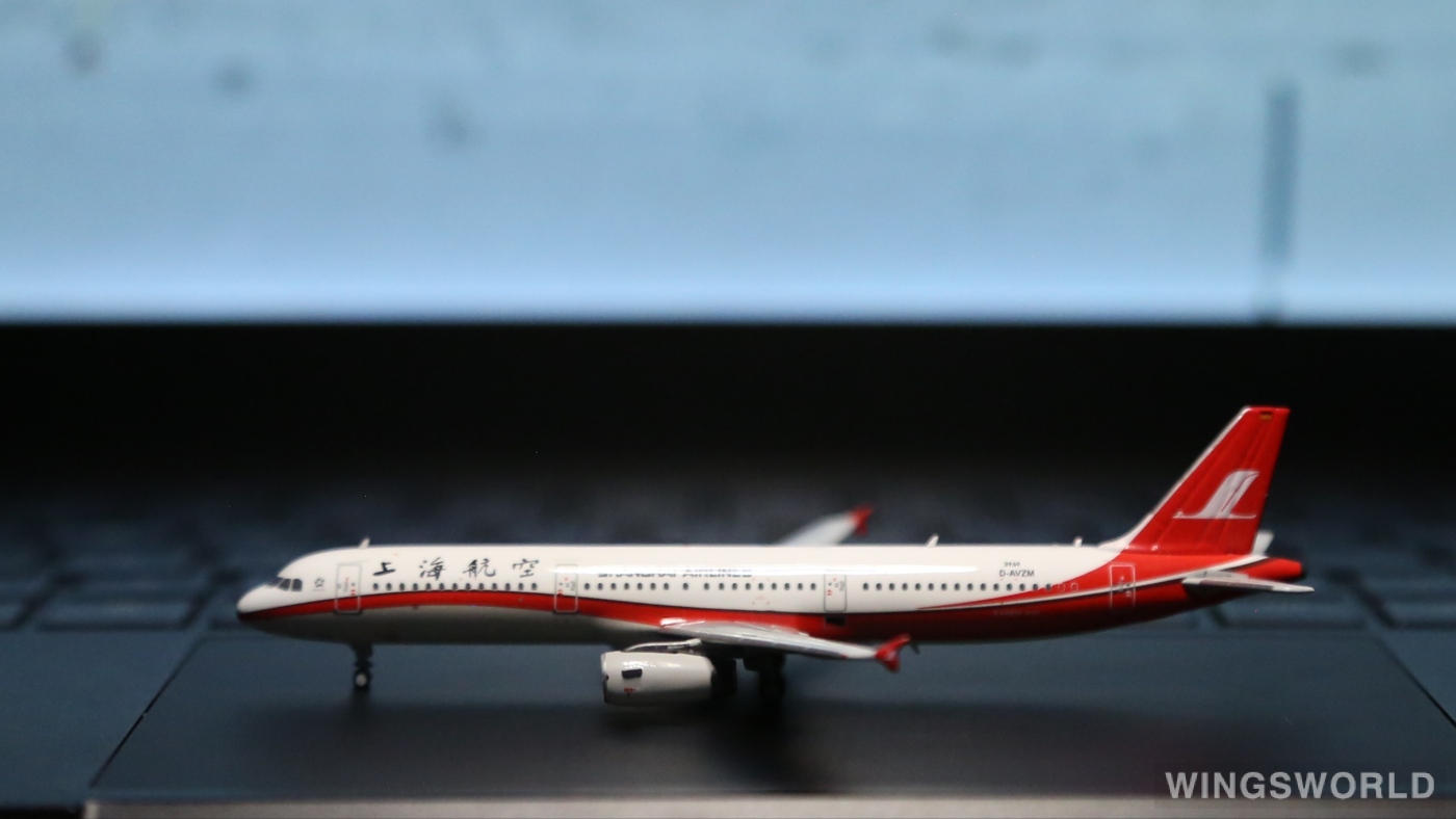 HYJLwings 1:400 HYJL81038 Shanghai Airlines 上海航空 Airbus A321 D-AVZM