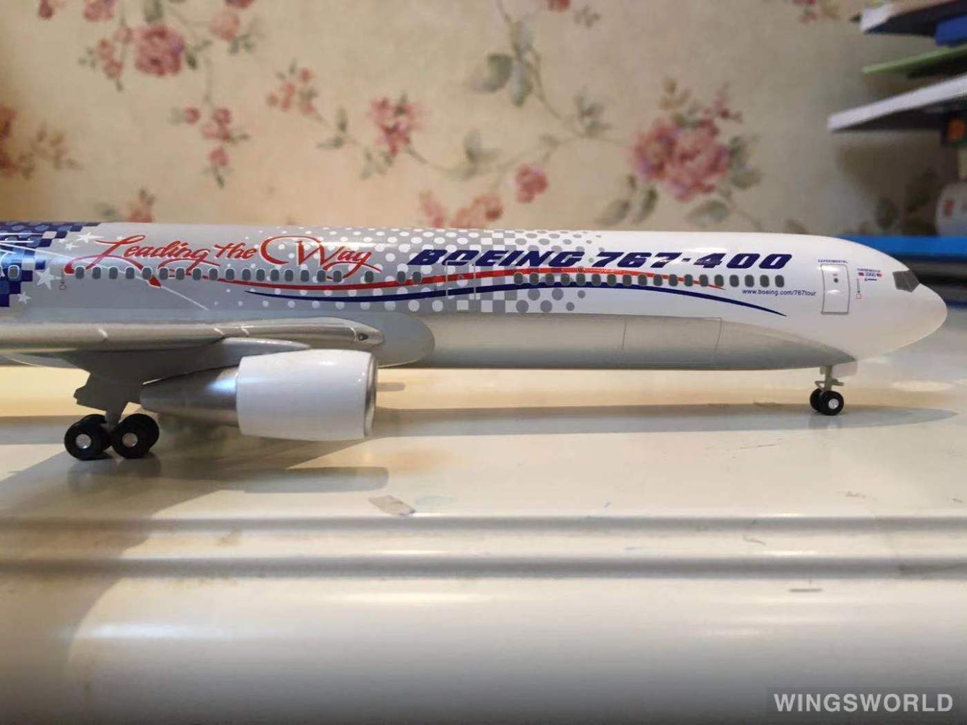 Hogan 1:200 HG2315GR Boeing 波音公司 Boeing 767-400 N76400