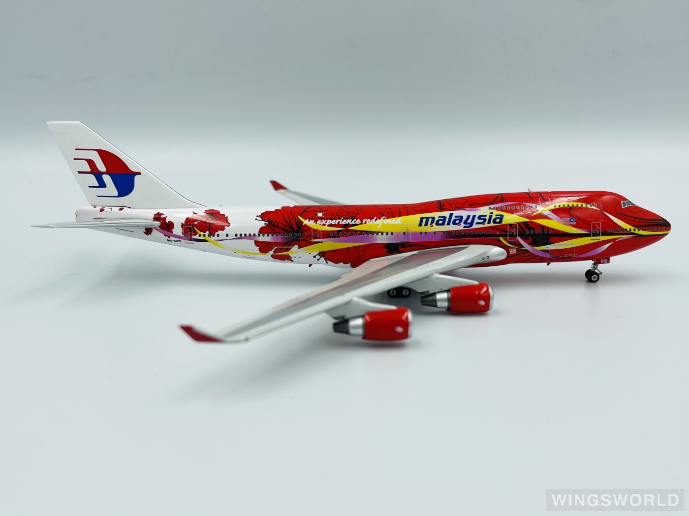 Phoenix 1:400 ph10995 Malaysia Airlines 马来西亚航空 Boeing 747-400 9M-MPB