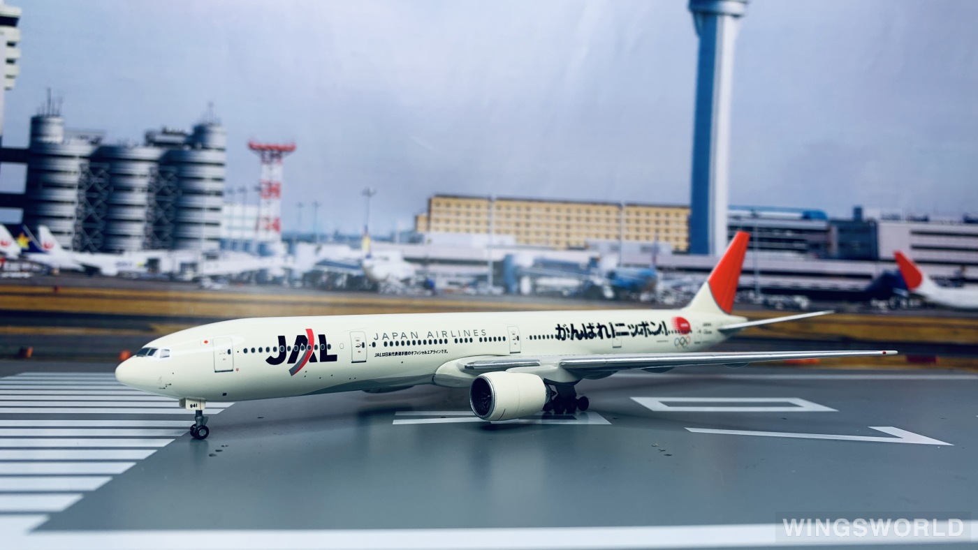 Phoenix 1:400 PH10098 Japan Airlines 日本航空 Boeing 777-300 JA8941