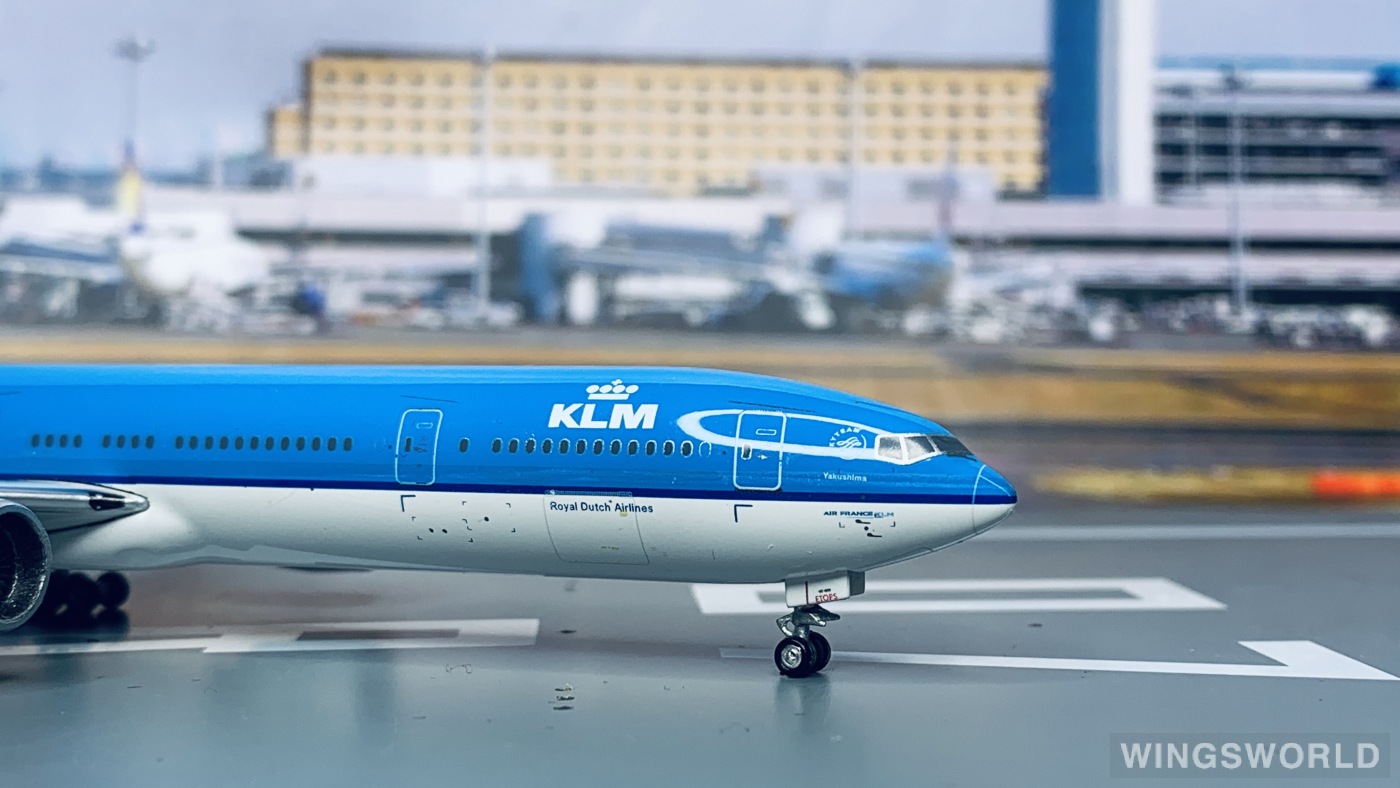 Phoenix 1:400 PH10563 KLM 荷兰皇家航空 Boeing 777-300ER PH-BVF