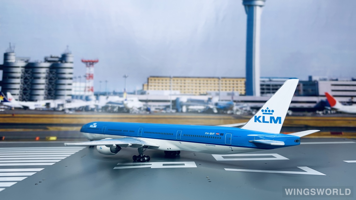 Phoenix 1:400 PH10563 KLM 荷兰皇家航空 Boeing 777-300ER PH-BVF