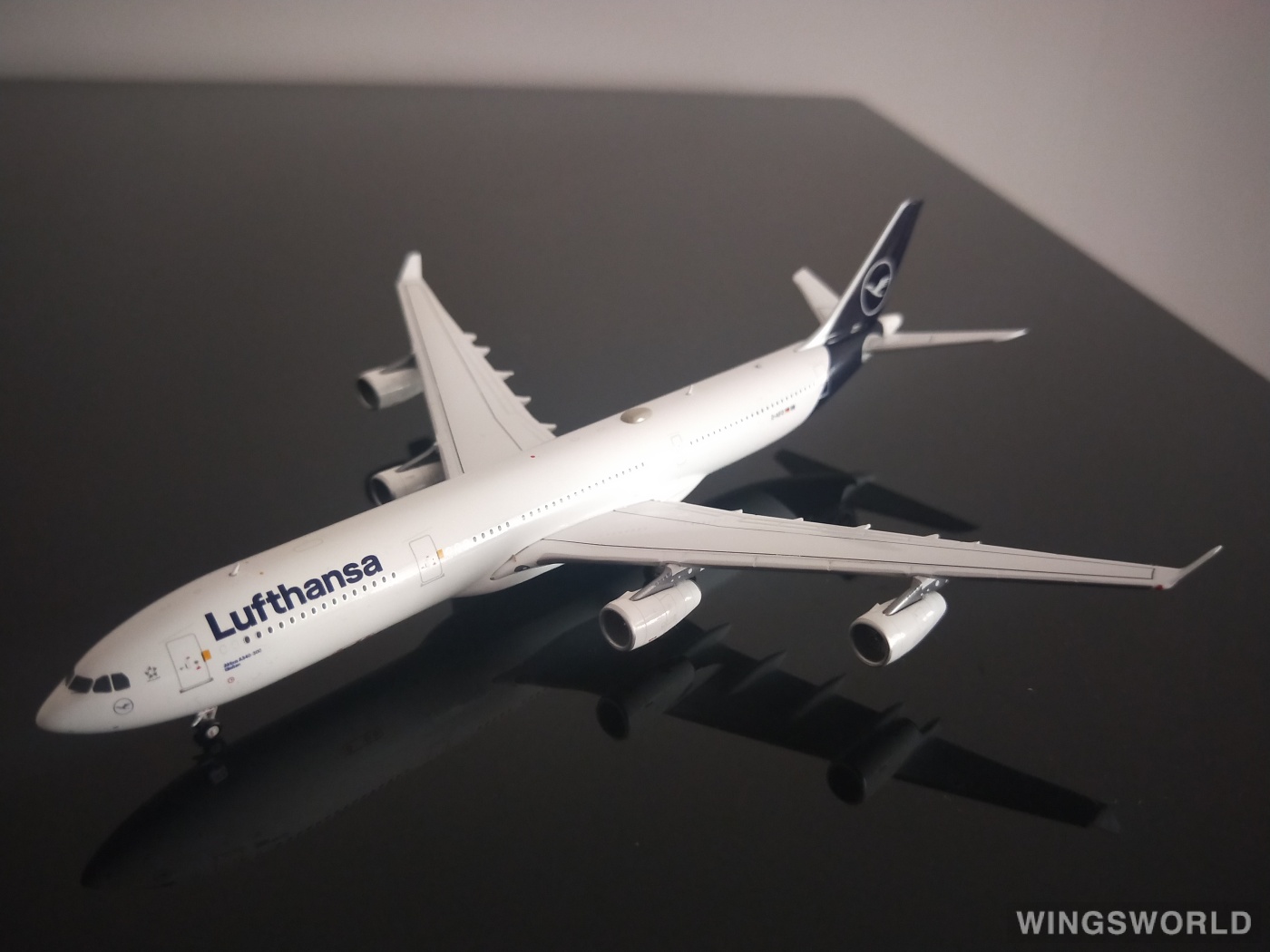 ルフトハンザ航空 A340-300 GeminiJets Gemini Jets die-cast airliner model Lufthansa A340-300
