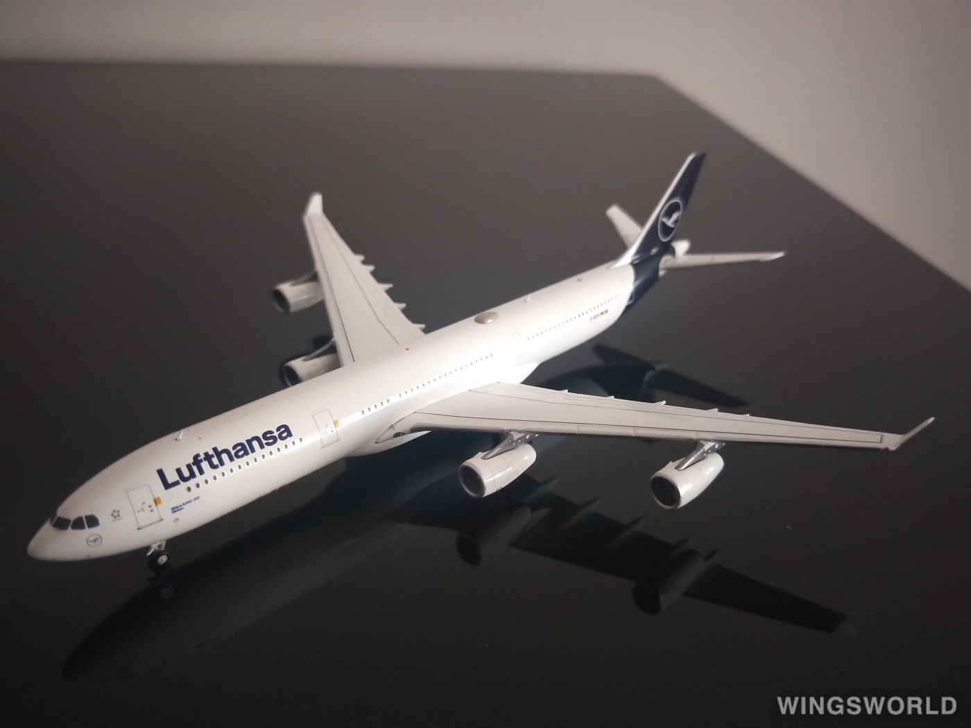 Geminijets 1:400 GJDLH1925 Lufthansa 汉莎航空 Airbus A340-300 D-AIFD