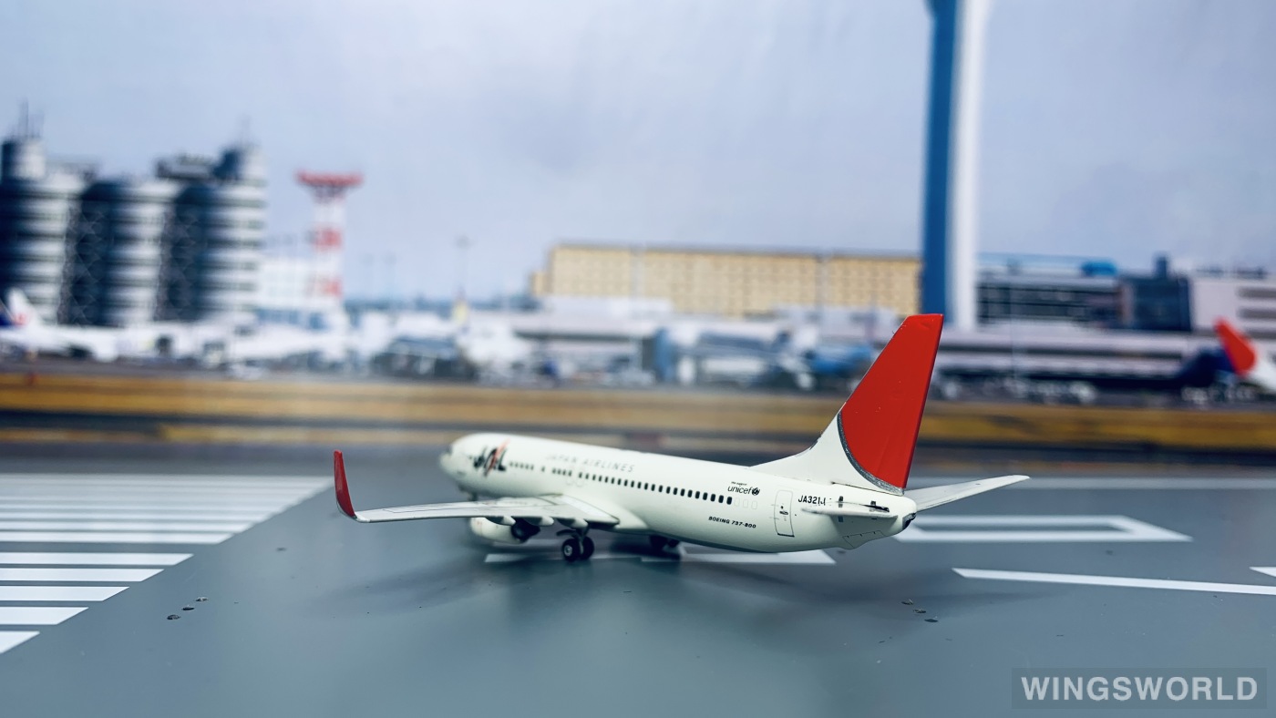 Phoenix 1:400 PH10605 Japan Airlines 日本航空 Boeing 737-800 JA321J