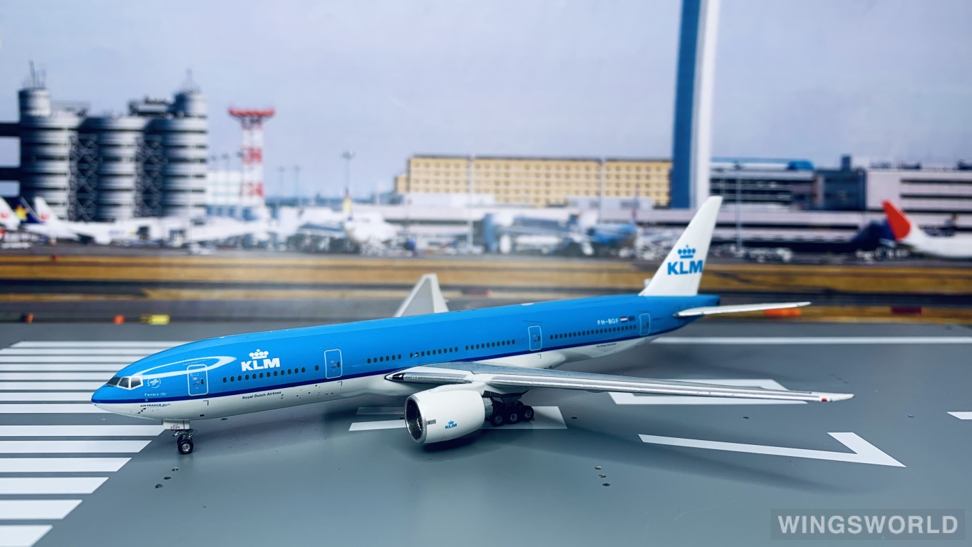 Phoenix 1:400 PH10426 KLM 荷兰皇家航空 Boeing 777-200 PH-BQF