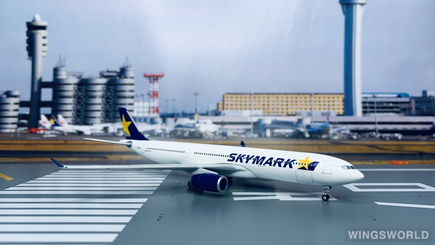 Geminijets 1:400 BC4001 Skymark Airlines 天马航空 Airbus A330-300 JA330A