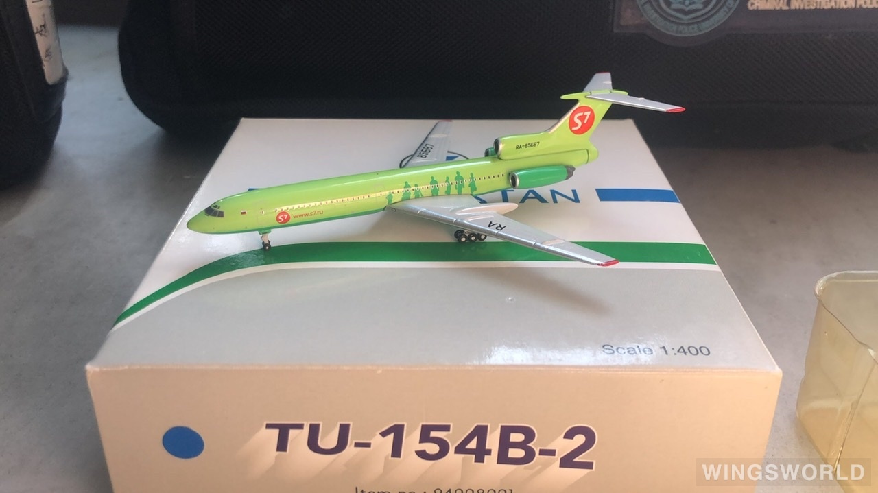 Phoenix 1:400 PH10115 S7 Airlines 西伯利亚航空 Tupolev Tu-154 RA-85687