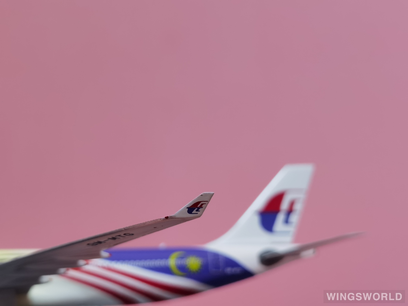 Phoenix 1:400 PH04361 Malaysia Airlines 马来西亚航空 Airbus A330-300 9M-MTG