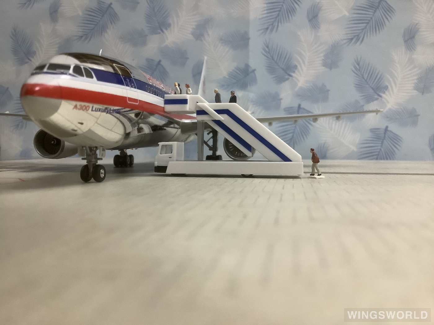 Herpa Premium 1:200 016353 American Airlines 美国航空 Airbus A300-600 N80084