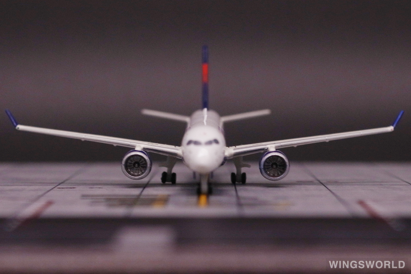 Geminijets 1:400 GJDAL1926 Delta Air Lines 达美航空 Airbus A220-300 N302DU