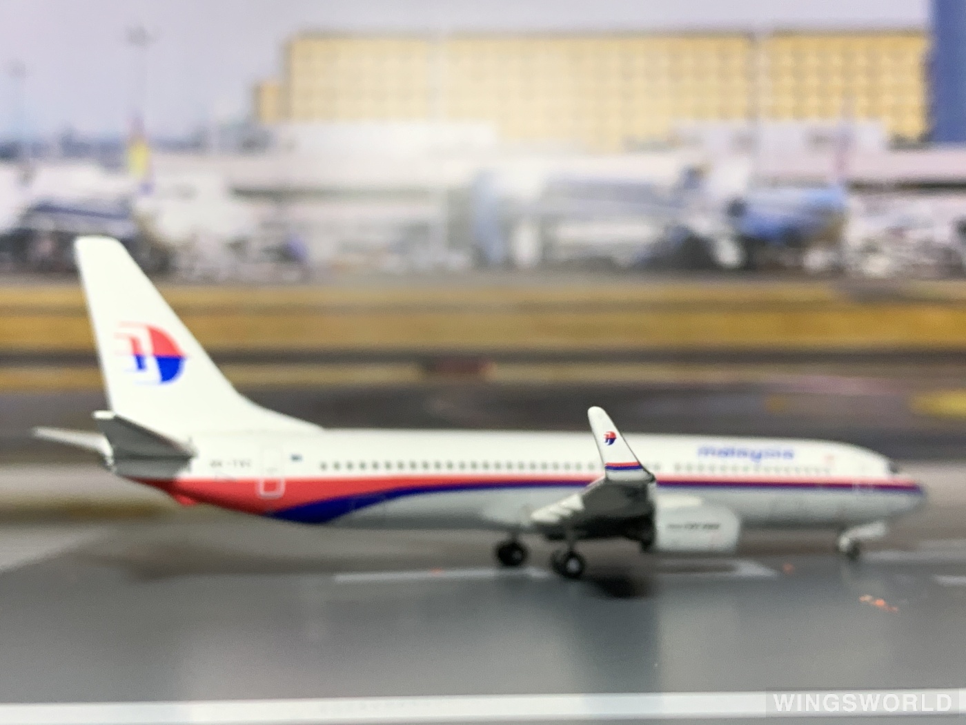 Phoenix 1:400 PH10258 Malaysia Airlines 马来西亚航空 Boeing 737-800 OK-TVC