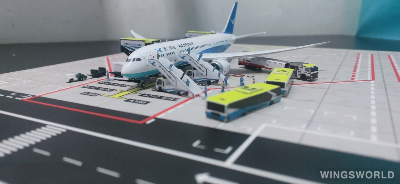 JC Wings 1:400 XX4620 XiamenAir 厦门航空 Boeing 787-8 B-2768