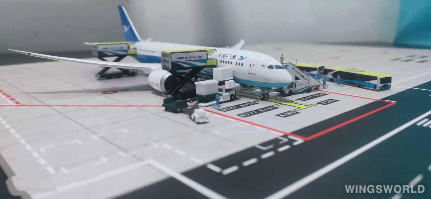 JC Wings 1:400 XX4620 XiamenAir 厦门航空 Boeing 787-8 B-2768