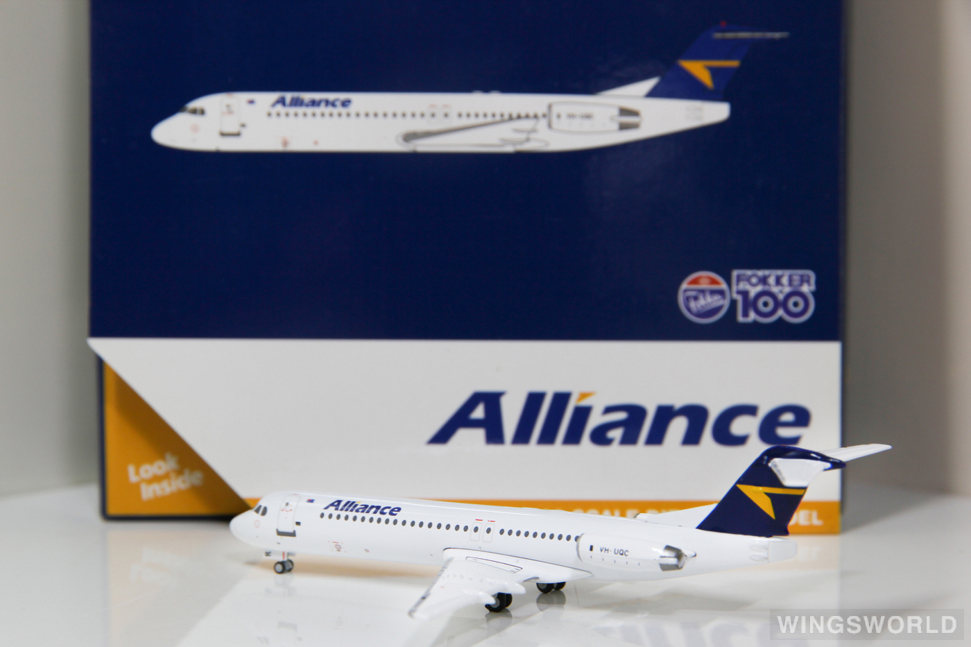 Geminijets 1:400 GJUTY1832 Alliance Airlines Fokker 100 VH-UQC