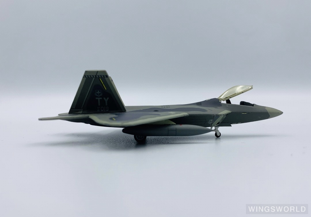 Hogan 1:200 HG60432 USAF 美国空军 Lockheed Martin F-22 01-019
