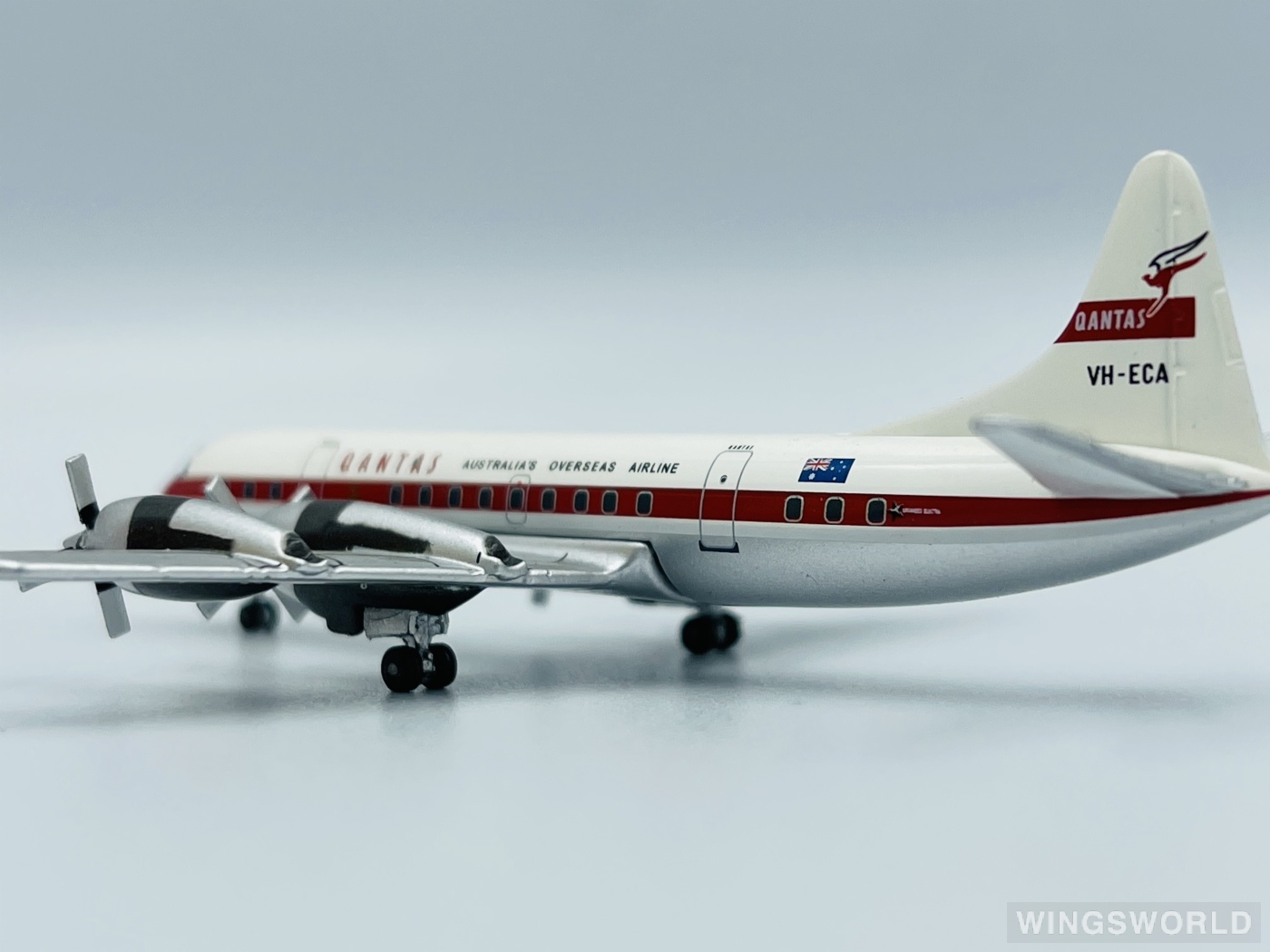 AeroClassics 1:400 ACVHECA Qantas 澳洲航空 Lockheed L-188 Electra VH-ECA