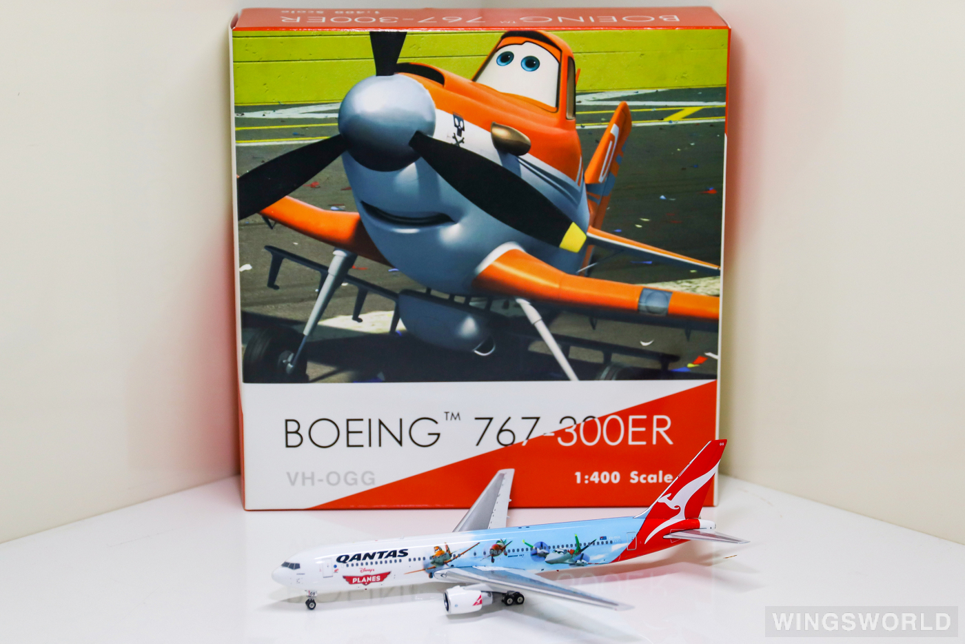 Phoenix 1:400 PH04038 Qantas 澳洲航空 Boeing 767-300 VH-OGG