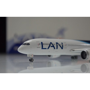 LAN Airlines 智利航空 Boeing 787-9 CC-BGA  PH11110 Phoenix 1:400