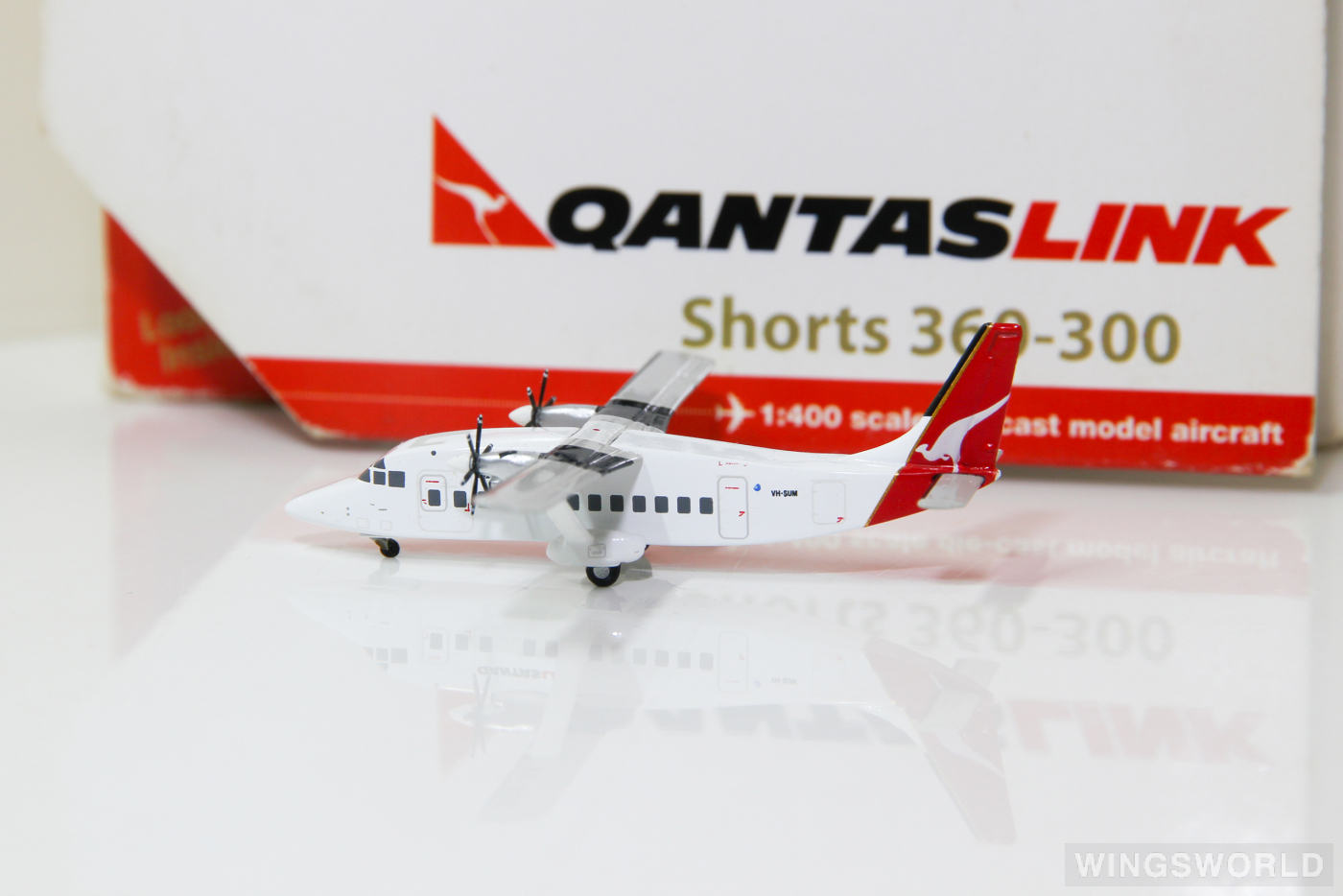 Geminijets 1:400 GJQFA1099 Qantas 澳洲航空 Short 360 VH-SUM