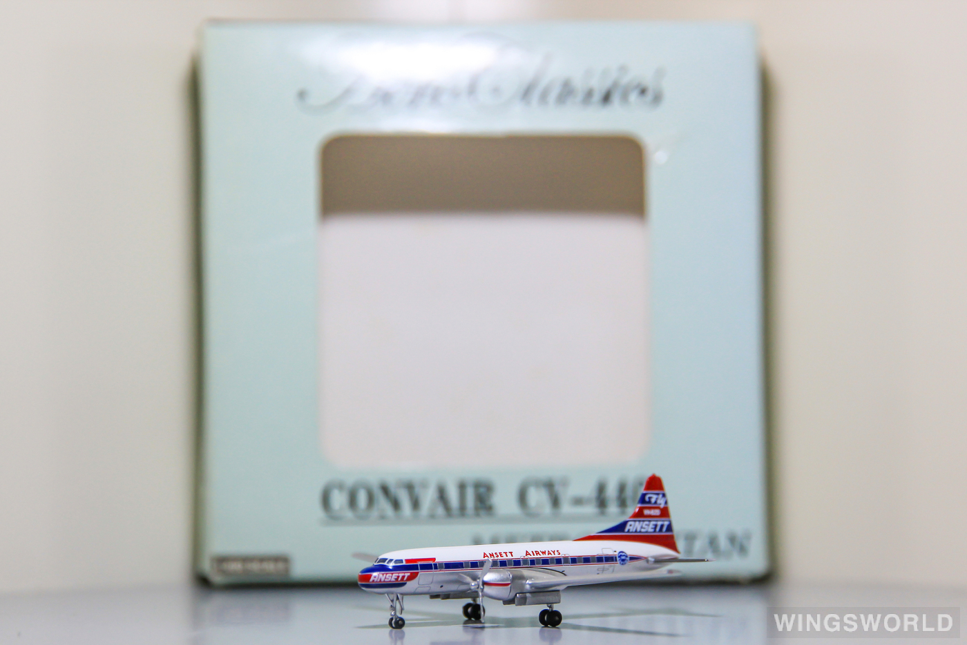 AeroClassics 1:400 ACVHBZD Ansett 澳洲安捷航空 Convair CV-440 VH-BZD