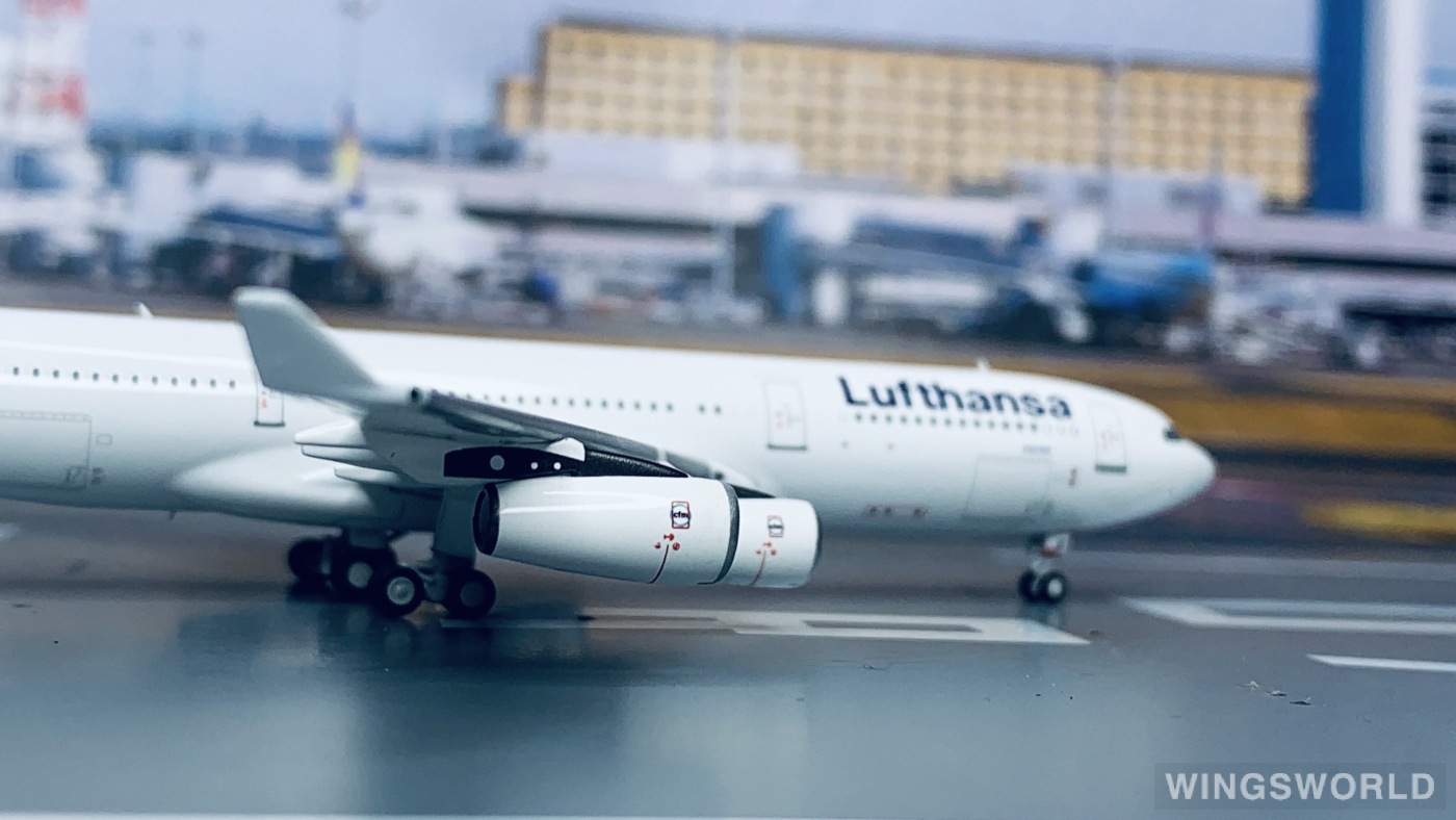 Pandamodel 1:400 19024 Lufthansa 汉莎航空 Airbus A340-200 F-GNIB