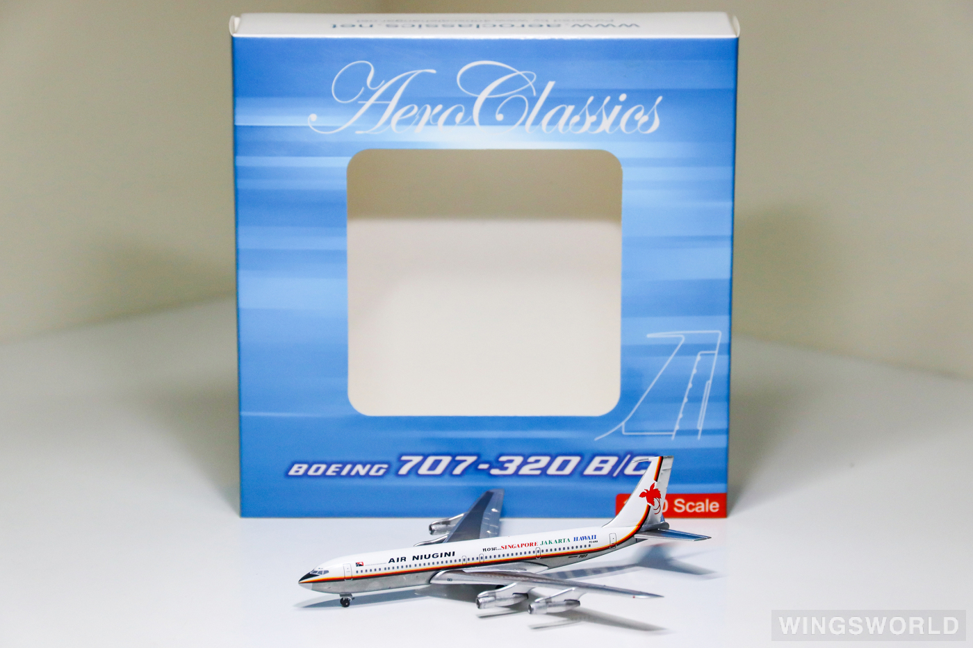 AeroClassics 1:400 AC419688 Air Niugini 新几内亚航空 Boeing 707-300 P2-ANA