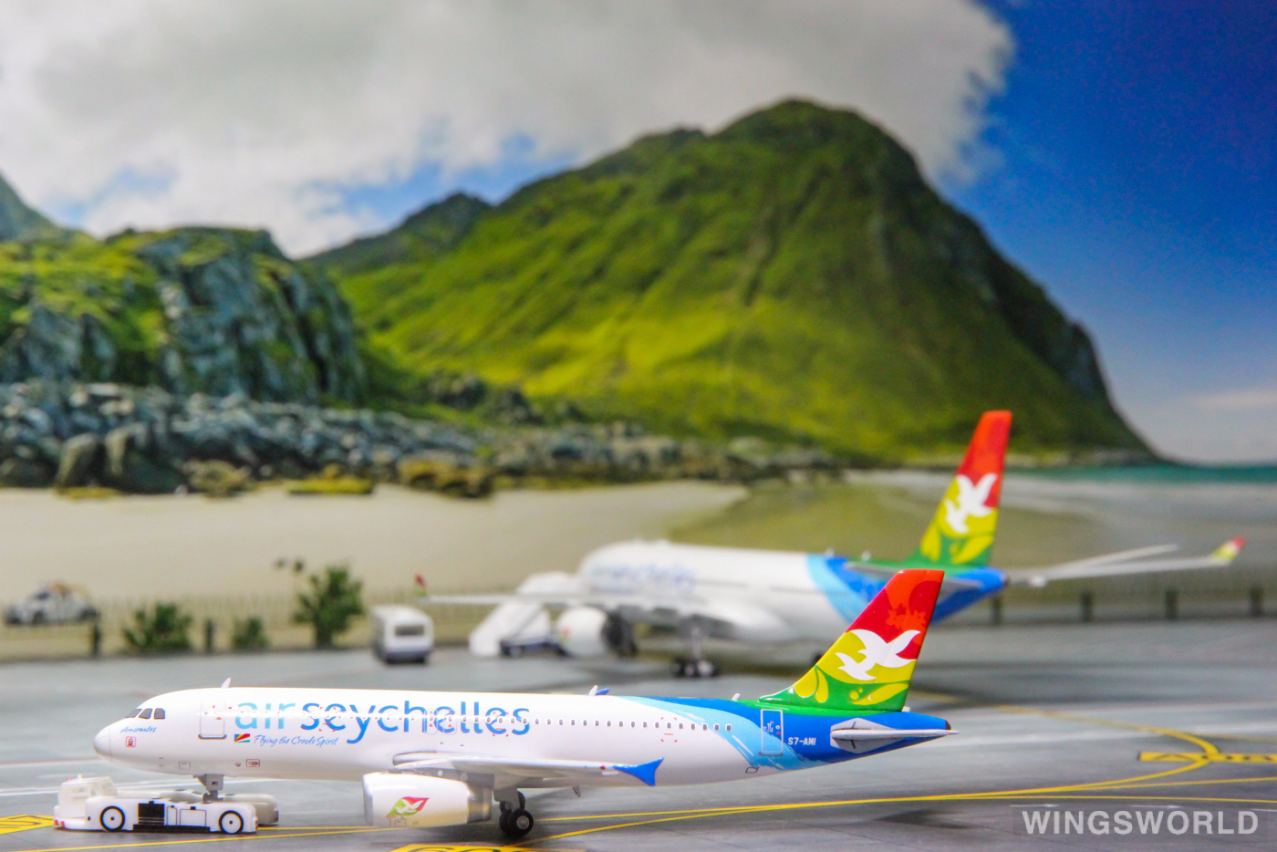 Phoenix 1:400 PH11304 Air Seychelles 塞舌尔航空 Airbus A320 S7-AMI