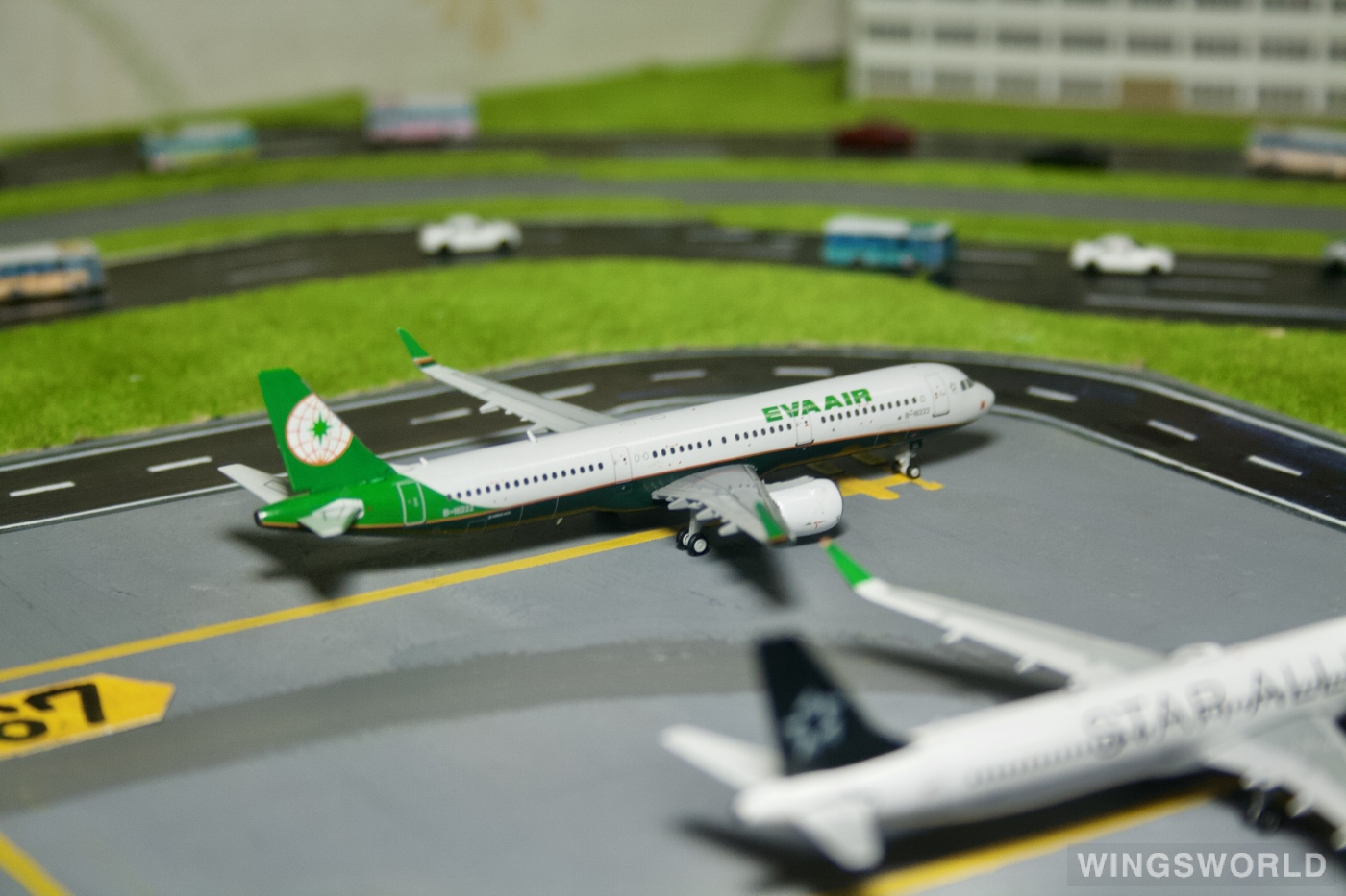 JC Wings 1:400 XX4677 EVA Air 长荣航空 Airbus A321 B-16222